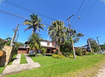 Casa · 227m² · 4 Quartos · 4 Vagas · Casa, Lagoinha, Ubatuba, SP