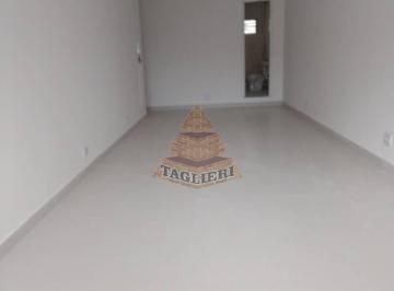 Comercial · 45m² · ALUGA-SE SALA COMERCIAL NO CARRÃO - 45m2. Na avenida.