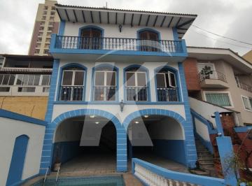 Casa · 450m² · 4 Quartos · 8 Vagas · Casa com piscina, 4 dormitórios, 1 suíte e 8 vagas no Jardim São Paulo