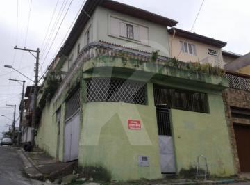 Casa · 310m² · 3 Quartos · 2 Vagas · Sobrado espaçoso de esquina com 3 suítes, sala 2 ambientes, 2 vagas de garagem na Vila Gustavo