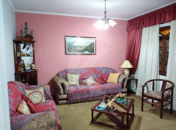 Casa · 364m² · 4 Quartos · 2 Vagas · Sobrado com 4 dormitórios (2 suítes), quintal, churrasqueira, 2 vagas - Tremembé