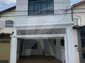 Casa · 130m² · 3 Quartos · 2 Vagas · Sobrado de 3 dormitórios, sendo 1suíte e 2 vagas de garagem no Tucuruvi