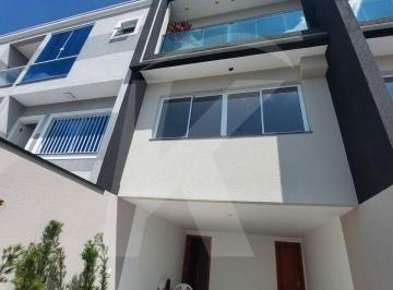 Casa · 130m² · 3 Quartos · 2 Vagas · Sobrado 3 dormitórios com 1 suíte e 2 vagas na Parada Inglesa.