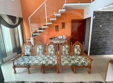 Casa · 230m² · 3 Quartos · 3 Vagas · Casa no Bairro do Jardim Brasil