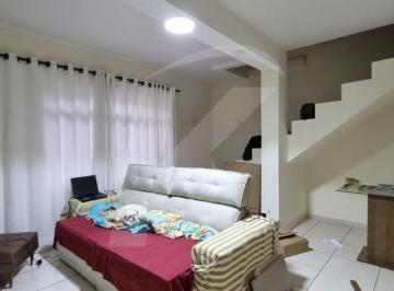 Casa · 96m² · 3 Quartos · 2 Vagas · Casa á Venda próximo Avenida Roland Garros no Jardim Brasil
