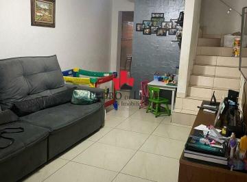 Casa · 85m² · 2 Quartos · 1 Vaga · Sobrado Frontal na Região de São Miguel.