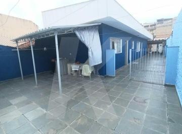 Casa · 70m² · 1 Quarto · 6 Vagas · Casa térrea com grande quintal em terreno de 187m², 1 grande dormitório , totalmente reformado