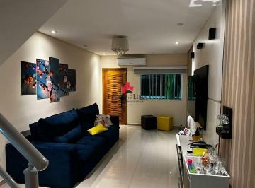Casa · 210m² · 3 Quartos · 5 Vagas · Sobrado Frontal, 3 suítes, 5 vagas e piscina em Vila Matilde