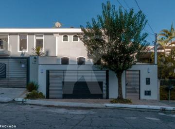 Casa · 350m² · 4 Quartos · Casa com 04 suítes, no Jardim França