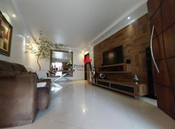 Casa · 157m² · 2 Quartos · 3 Vagas · Casa Térrea, 2 Dormitórios, 1 Suíte e 4 Vagas no Cangaiba
