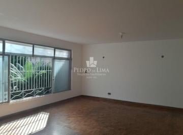 Casa · 223m² · 3 Quartos · 4 Vagas · Sobrado frontal com  corredor  lateral na Penha