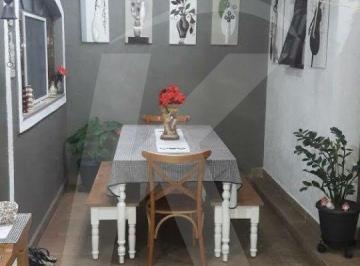 Casa · 220m² · 3 Quartos · 3 Vagas · Sobrado à venda no bairro do Horto Florestal