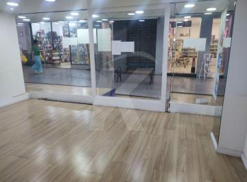 Comercial · 138m² · Loja comercial à venda em Santana