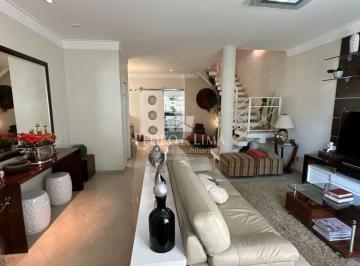 Casa · 203m² · 4 Quartos · 2 Vagas · Sobrado Frontal na Penha