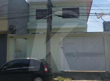 Casa · 340m² · 4 Quartos · 4 Vagas · Casa Comercial com 2 ótimos apartamentos com amplas dependências e salão 340 m²