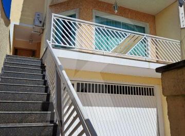 Casa · 240m² · 3 Quartos · 5 Vagas · Tremembé Sobrado para venda com piscina.