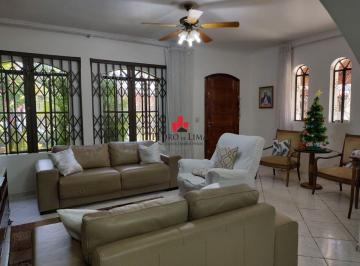 Casa · 203m² · 4 Quartos · 6 Vagas · Casa assobradada na região da Penha