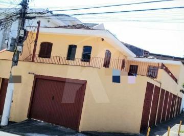 Casa · 148m² · 4 Quartos · 3 Vagas · Sobrado espaçoso com 4 dormitórios, 1 suíte, 3 vagas de garagem, quintal e edícula na Água Fri