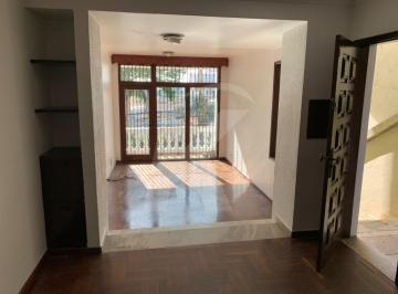 Casa · 200m² · 3 Quartos · 2 Vagas · Sobrado de 200 mts², 3 dormitórios, 2 vagas,  perto do metrô Tucuruvi