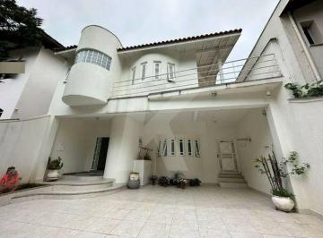 Casa · 307m² · 4 Quartos · 6 Vagas · Sobrado Alto Padrão Vila Albertina 5 dormitórios sendo 5 supites e 5 vagas.