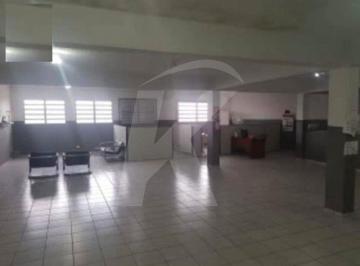 Comercial · 450m² · 4 Vagas · Prédio comercial à venda junto da Avenida Engenheiro Caetano Álvares.