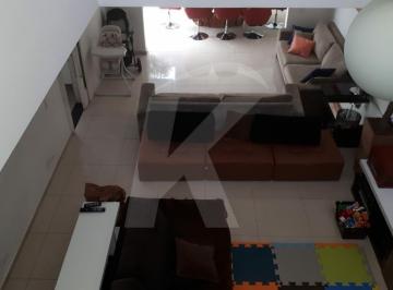 Casa · 300m² · 5 Quartos · 3 Vagas · Sobrado com 05 quartos, sendo 02 suítes e uma piscina privativa com hidromassagem