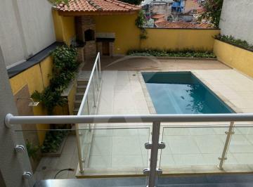Casa · 300m² · 3 Quartos · 5 Vagas · Sobrado de 300 mts², 3 quartos (3 suítes), no Jd. São Paulo, com piscina e perto do metrô