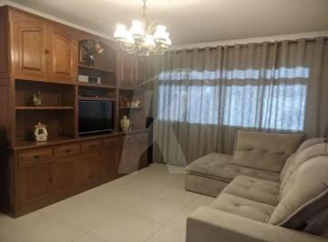 Casa · 200m² · 3 Quartos · 2 Vagas · Sobrado de 200 mts², 3 dormitórios (1 suíte), 2 vagas, perto do metrô, na Parada Inglesa