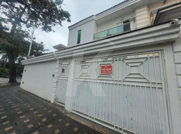 Casa · 150m² · 3 Quartos · 5 Vagas · Sobrado  de 150 m2 com 3 dormitórios Suítes),  4 vagas na Parada Inglesa.