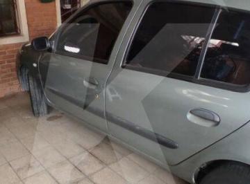 Casa · 124m² · 4 Quartos · 2 Vagas · Sobrado com 3 dormitórios,  sendo 1 suite  e 2 vagas de garagem na Vila Medeiros