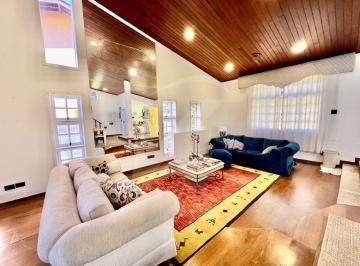 Casa · 800m² · 3 Quartos · 3 Vagas · Sobrado para alugar, 4 Quartos, 3 Vagas, Piscina Aquecida, Edícula e muito mais!  Tremembé