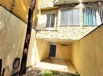 Casa · 164m² · 3 Quartos · 2 Vagas · Sobrado com 3 quartos, 1 suite e 2 vagas na Vila Medeiros.