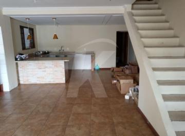 Casa · 260m² · 3 Quartos · 2 Vagas · Sobrado á venda  Aproveitem! e aceita Permuta!