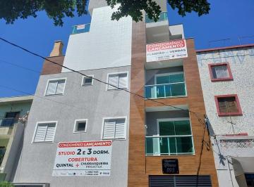 Casa · 41m² · 2 Quartos · Apartamento com 2 quartos, sala, cozinha e banheiro próximo ao metrô