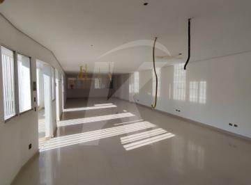Comercial · 250m² · 7 Vagas · Prédio Comercial para Alugar em Santana 250 m²