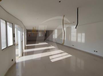 Comercial · 250m² · 7 Vagas · Prédio Comercial para Alugar em Santana 250 m²