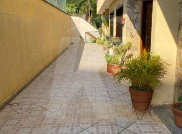 Casa · 194m² · 3 Quartos · 2 Vagas · Imóvel á Venda no Tucuruvi em Condomínio Fechado.