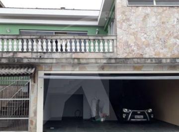 Casa · 257m² · 4 Quartos · 3 Vagas · Casa térrea com 4 dormitórios, sendo 2 suites, Salão de festas, na Vila Medeiros