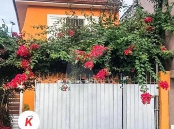 Casa · 120m² · 3 Quartos · 1 Vaga · Sobrado com 5 dormitórios, sendo 1 suíte, 1 vaga de garagem, com 120m² na Vila Medeiros
