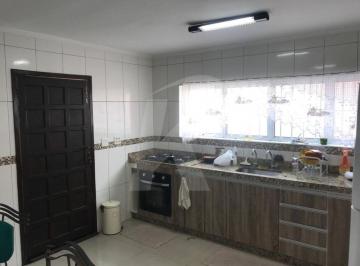 Casa · 230m² · 3 Quartos · 3 Vagas · Sobrado com 3 Quartos - Jardim Santa Clara.