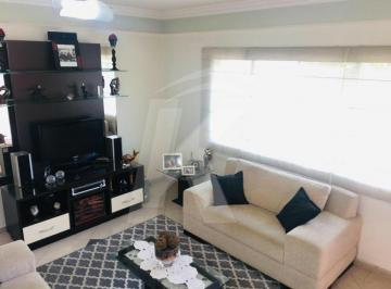 Casa · 270m² · 3 Quartos · 6 Vagas · Sobrado 3 Dormitórios, suíte , 6 vagas de garagem a 1,5 km do Shopping Metrô Tucuruvi!