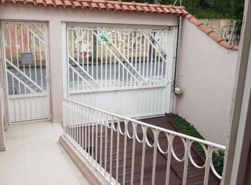 Casa · 230m² · 4 Quartos · 3 Vagas · Sobrado no Mandaqui - 3 dormitórios, 1 vaga + 1 quarto nos fundos.
