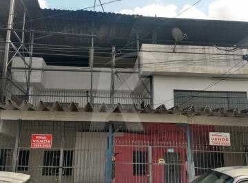 Casa · 200m² · 4 Quartos · 2 Vagas · Sobrado com 3 casas no mesmo terreno no Parque  Edu Chaves,  Confira !