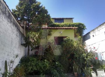 Casa · 170m² · 4 Quartos · 4 Vagas · Amplo sobrado em Ótima localização  com 4dormitórios e 4 vagas de garagem