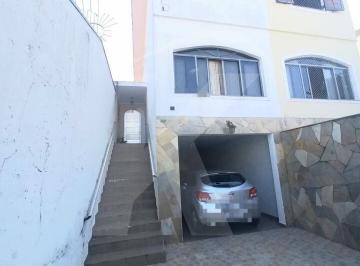 Casa · 163m² · 3 Quartos · 4 Vagas · Sobrado com 3 suítes, 4 vagas de garagem, churrasqueira, escritório e quintal no Mandaqui