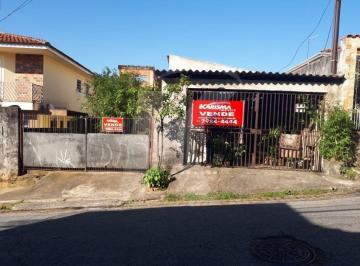 Terreno · 270m² · Terreno plano com 3 casas antigas.