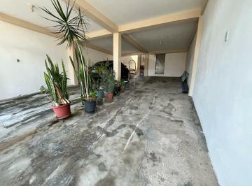 Casa · 213m² · 3 Quartos · 4 Vagas · Casa Assobradada 3 Quartos Quintal 4 vagas de Garagem na Vila Gustavo