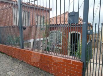 Casa · 230m² · 7 Quartos · 1 Vaga · 3 casas no imóvel - Vila Constança
