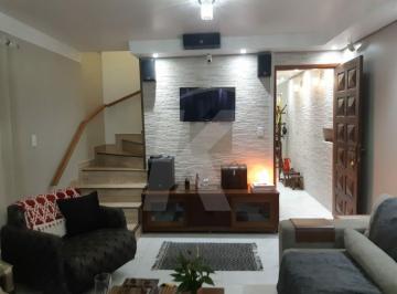 Casa · 245m² · 3 Quartos · 6 Vagas · Lindo sobrado no Tucuruvi.