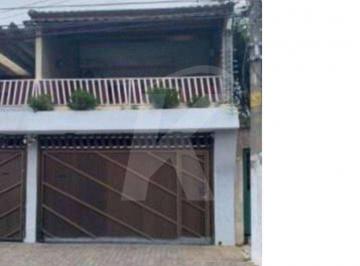 Casa · 213m² · 3 Quartos · 2 Vagas · Sobrado 3 quartos 2 suítes churrasqueira varanda no Jardim Guança